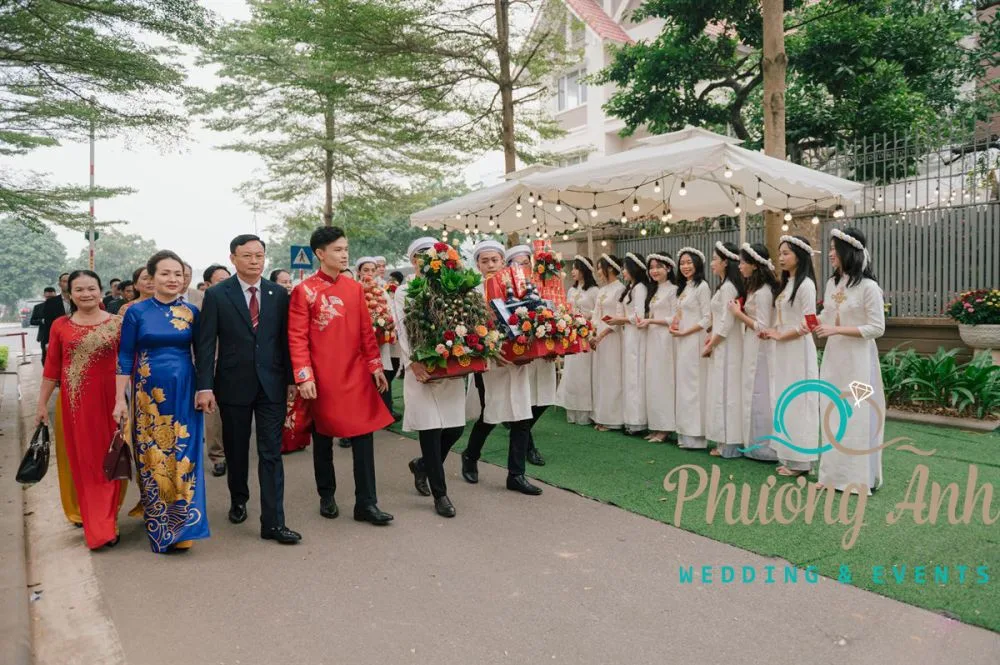 Say đắm mẫu trang trí tiệc cưới dành cho cô dâu Minh Tú