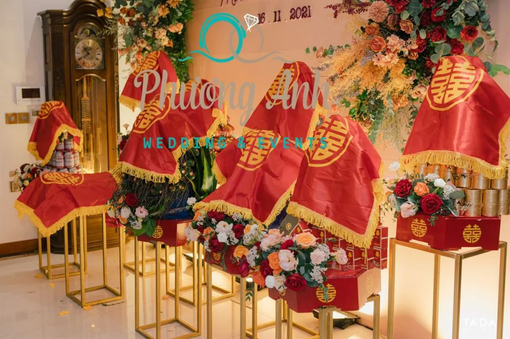 Say đắm mẫu trang trí tiệc cưới dành cho cô dâu Minh Tú