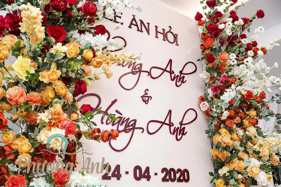 BackDrop chụp ảnh tiệc cưới đẹp lung linh
