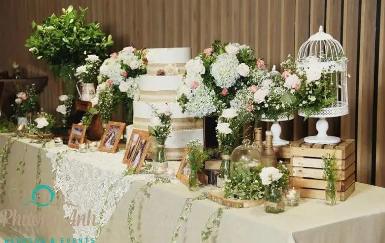 mẫu trang trí đám cưới tư gia đẹp mê