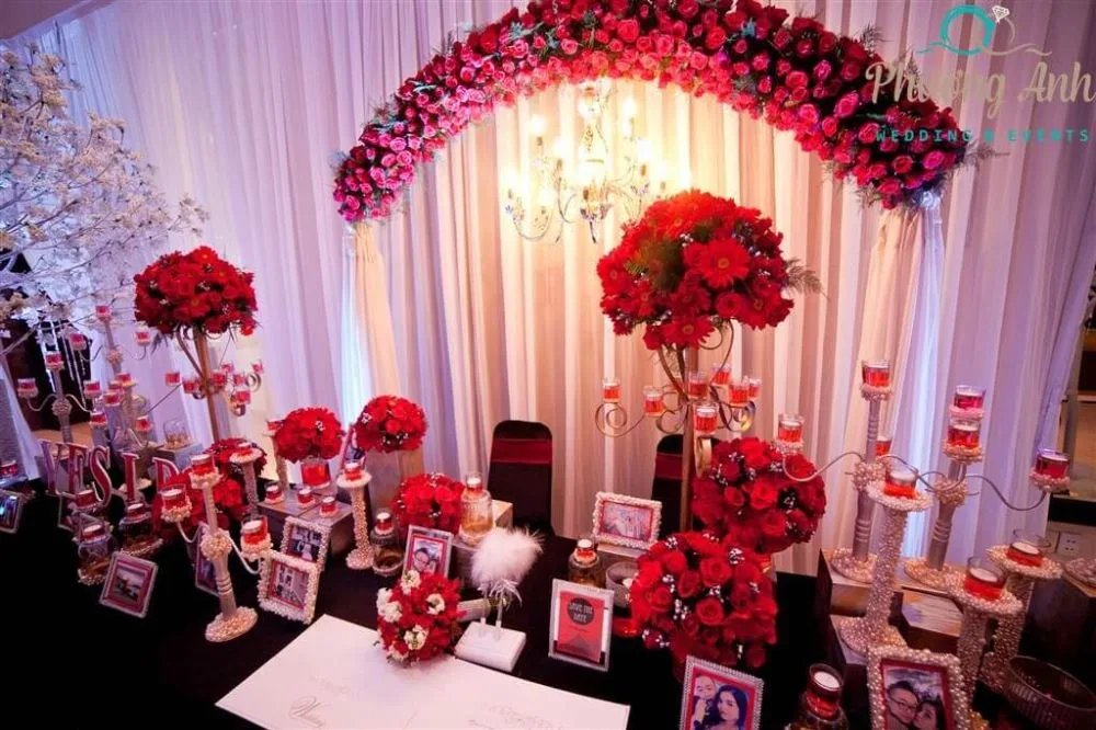 mẫu trang trí đám cưới tư gia đẹp mê