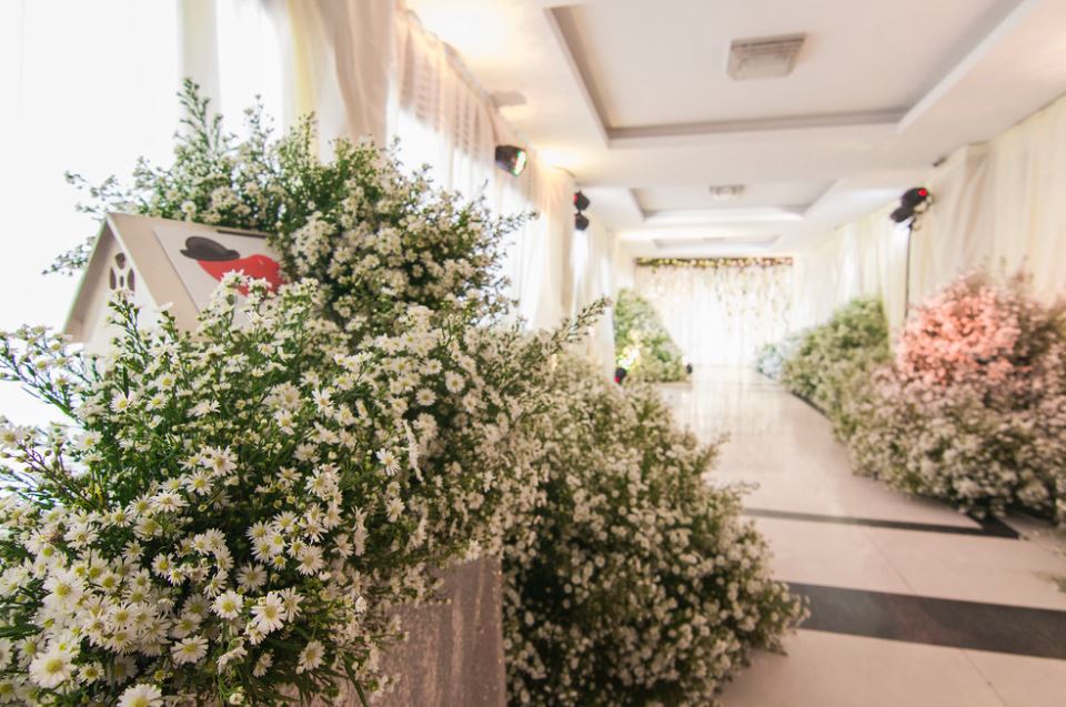 Trang trí đám cưới với hoa cúc họa mi