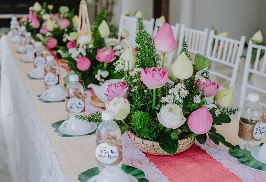 Hoa sen loài hoa trang trí đám cưới