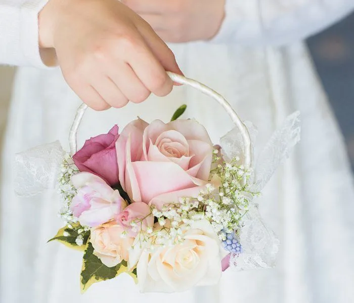 cách cắm lẵng hoa cưới đpẹ