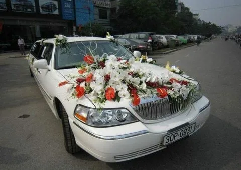 cho thuê xe cưới limousine