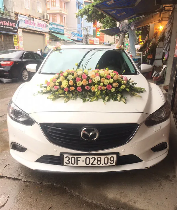 cho thuê xe cưới mazda hà nội