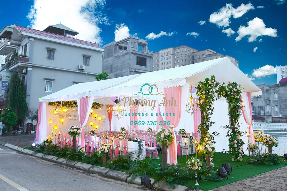 Tổng quan trang trí tiệc cưới ngoài trời cặp đôi Ngọc Diệp - Quốc Vinh do Cưới hỏi Phương Anh thực hiện tháng 8/2017