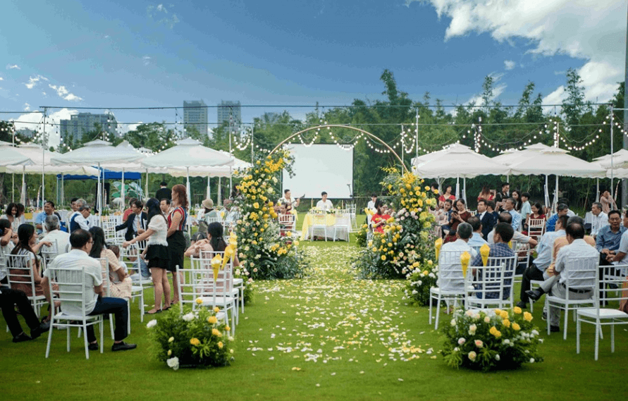 Top mẫu trang trí đám cưới ngoài trời  năm 2023