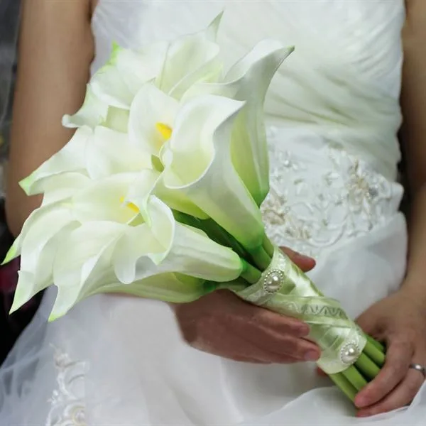 hoa rum cưới cầm tay đẹp