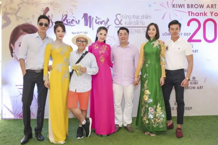 kỷ niệm 10 năm ngày cưới