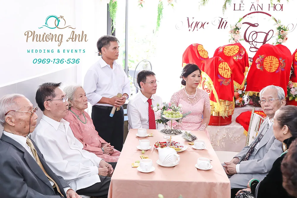 lễ ăn hỏi tú linh