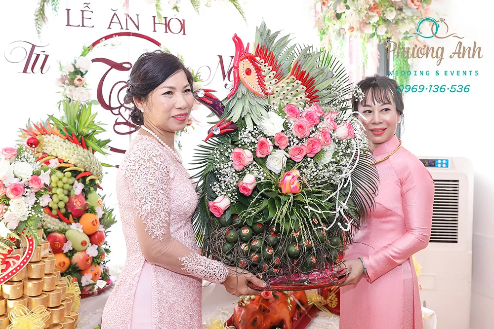 lễ ăn hỏi tú linh