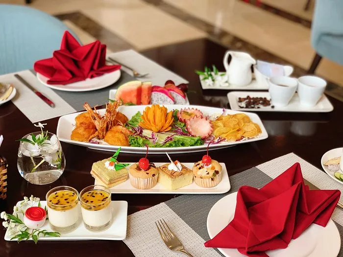 tổ chức tiệc cưới ở khách sạn