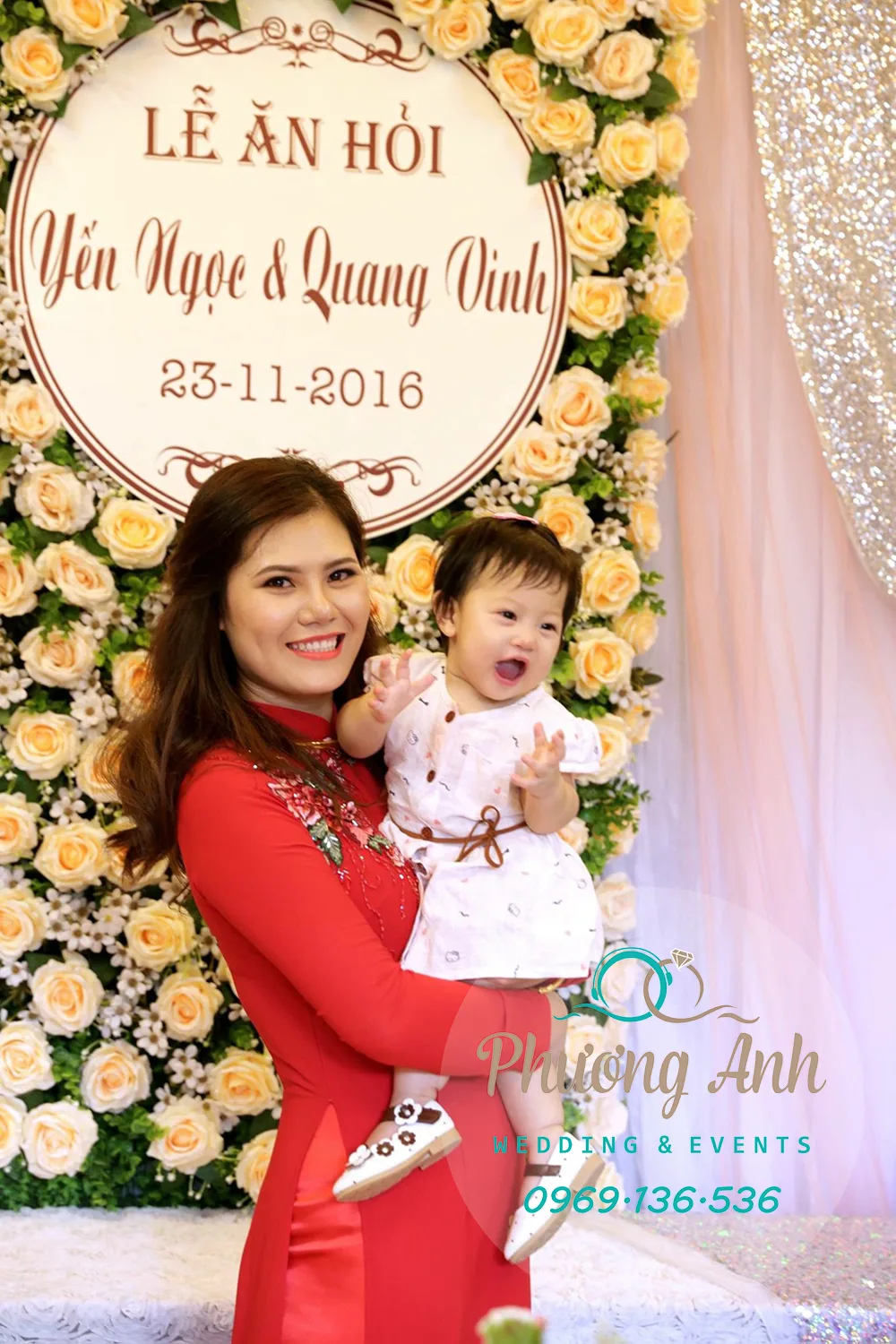 trang trí phông ăn hỏi đẹp