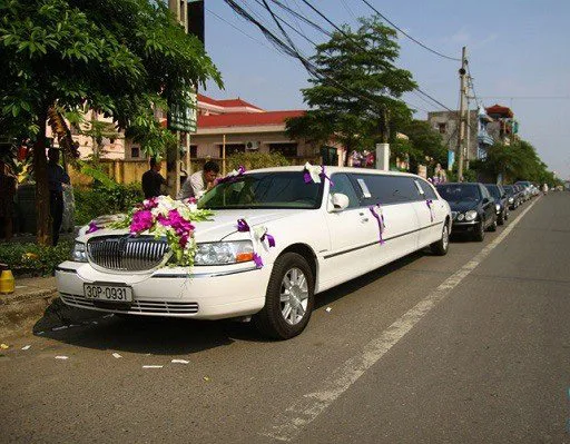 sieu xe cưới limousine