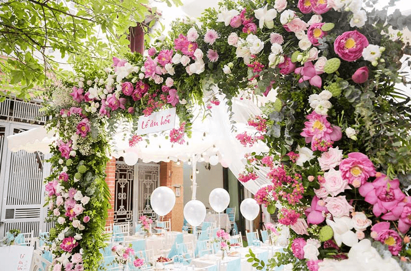 trang trí tiệc cưới màu hồng