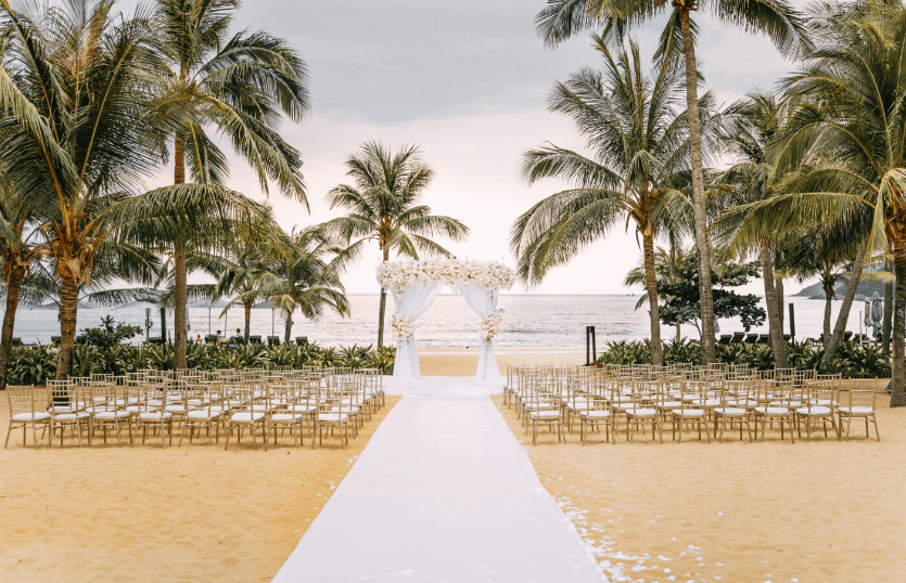 top mẫu trang trí đám cưới resort năm 2023