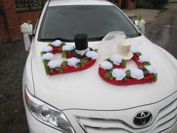 4 bước hướng dẫn cách trang trí xe hoa cô dâu bạn nên biết