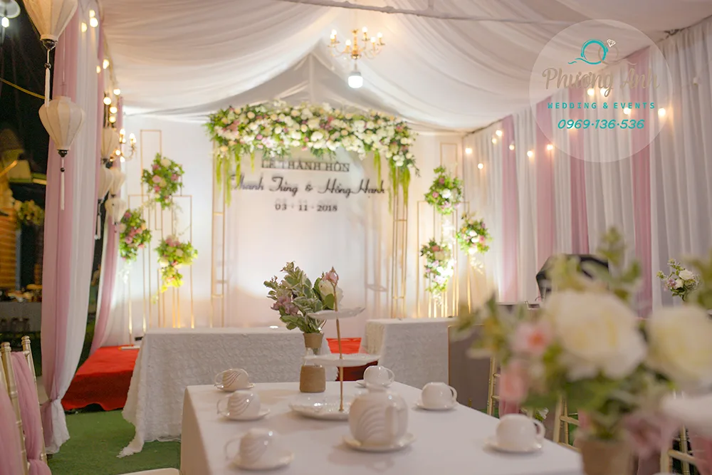 trang trí backdrop cưới