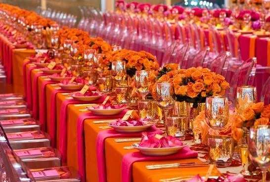 Hoa trang trí đám cưới màu vàng cam