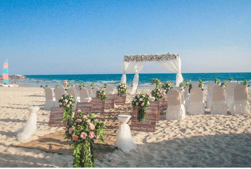 Top mẫu trang trí đám cưới ngoài trời  năm 2023