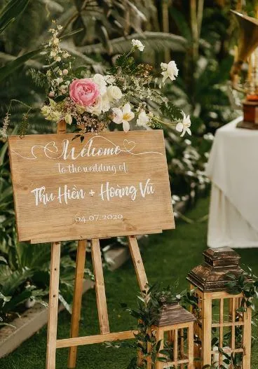 Bảng chào đám cưới rustic ấn tượng