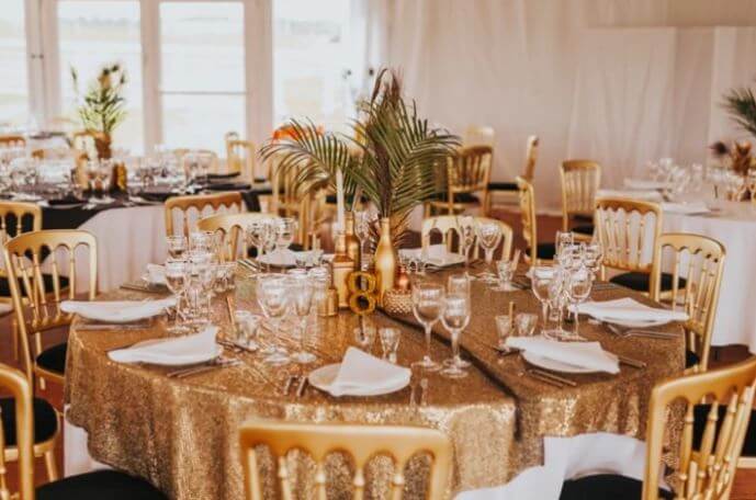 trang trí tiệc cưới phong cách metallic