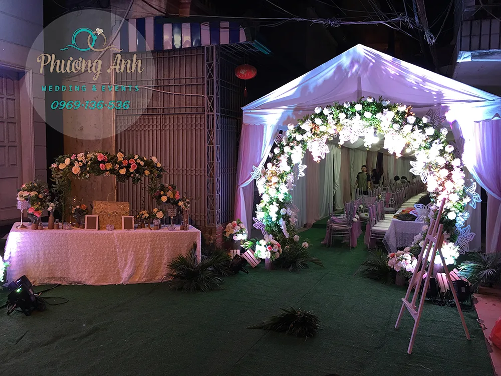trang trí đám cưới tại nhà