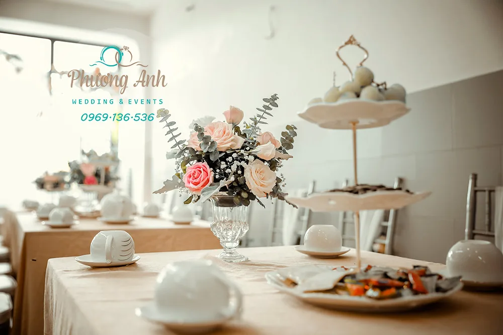 trang trí đám hỏi tú linh