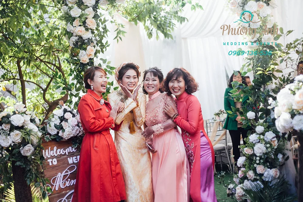 trang trí lễ ăn hỏi tại nhà