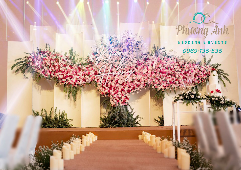 trang trí sảnh tiệc cưới khách sạn tại tây hồ