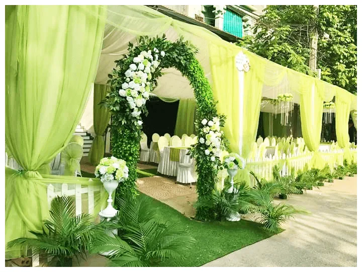 trang trí đám cưới concept không gian xanh