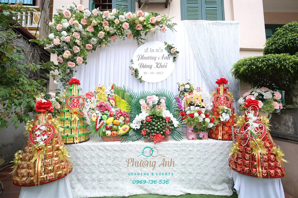 tráp ăn hỏi truyền thống