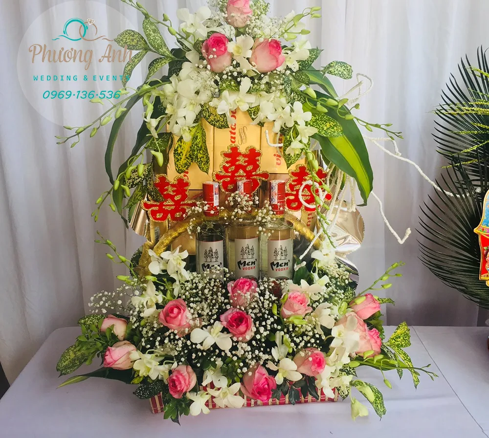 tráp rượu thuốc ăn hỏi
