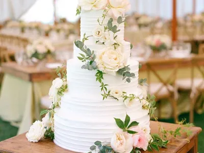10 mẫu bánh cưới đẹp nhất cho bạn lựa chọn