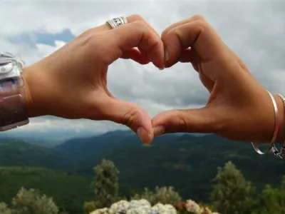 Ca dao Tục ngữ hay về tình yêu đôi lứa 