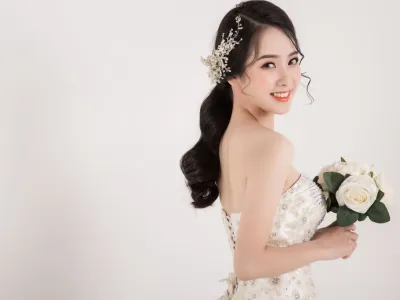 Cách trang điểm cho cô dâu đẹp tự nhiên