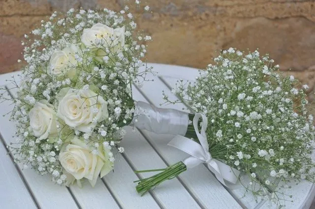 Hoa baby kết hợp hoa hồng tuyệt đẹp