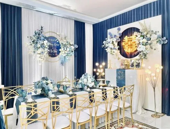 Mẫu rạp cưới màu xanh dương trắng