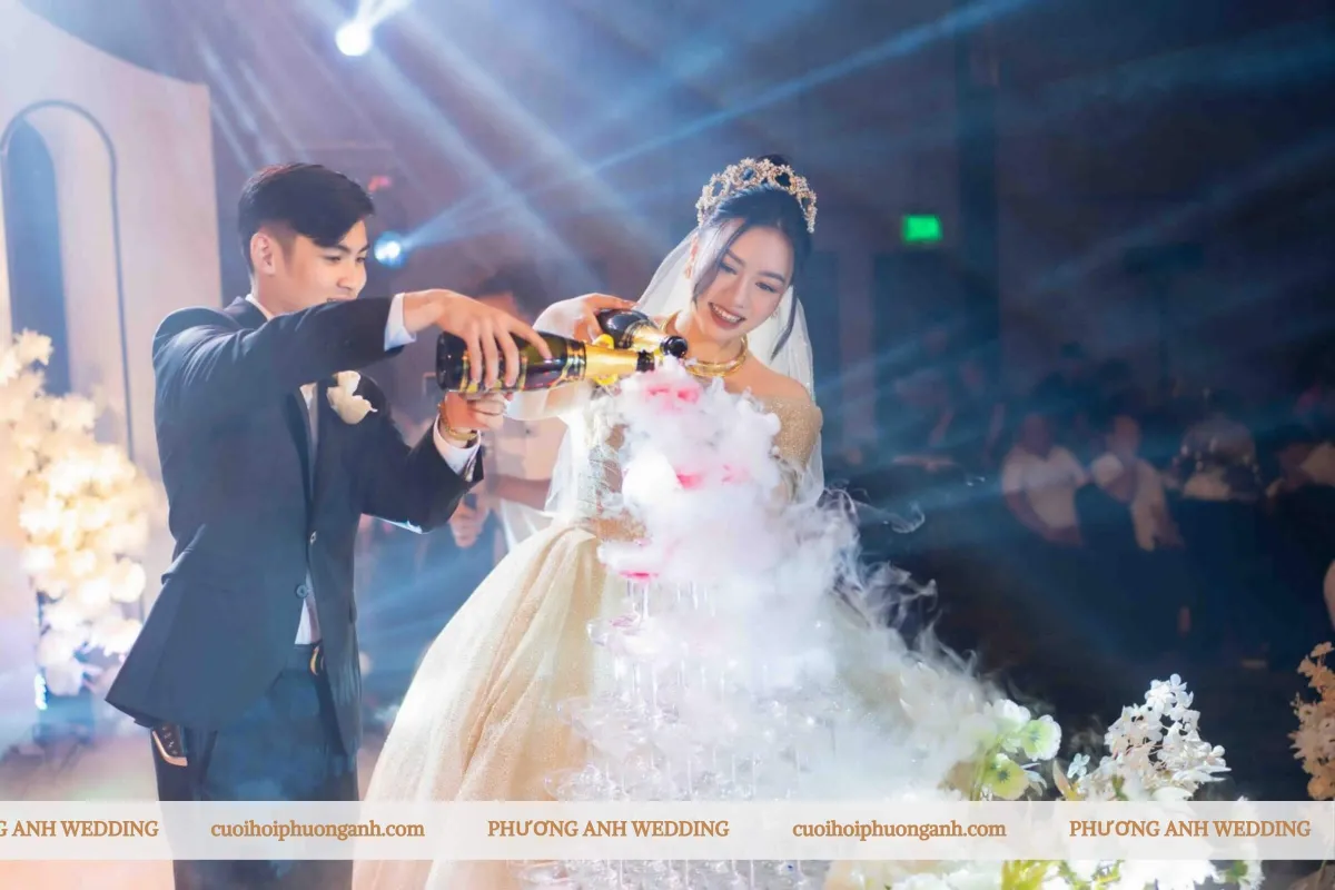 Kinh nghiệm rót rượu cưới