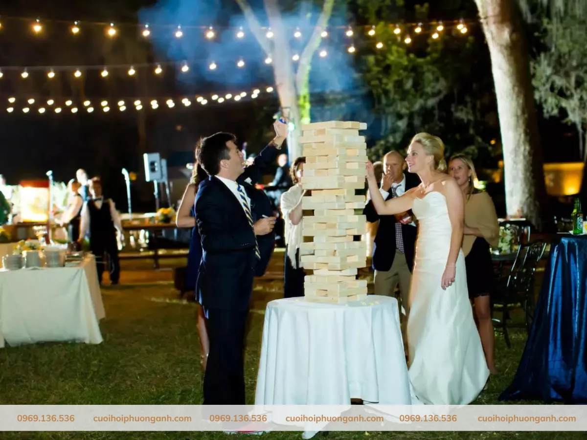 Trò chơi Jenga khổng lồ