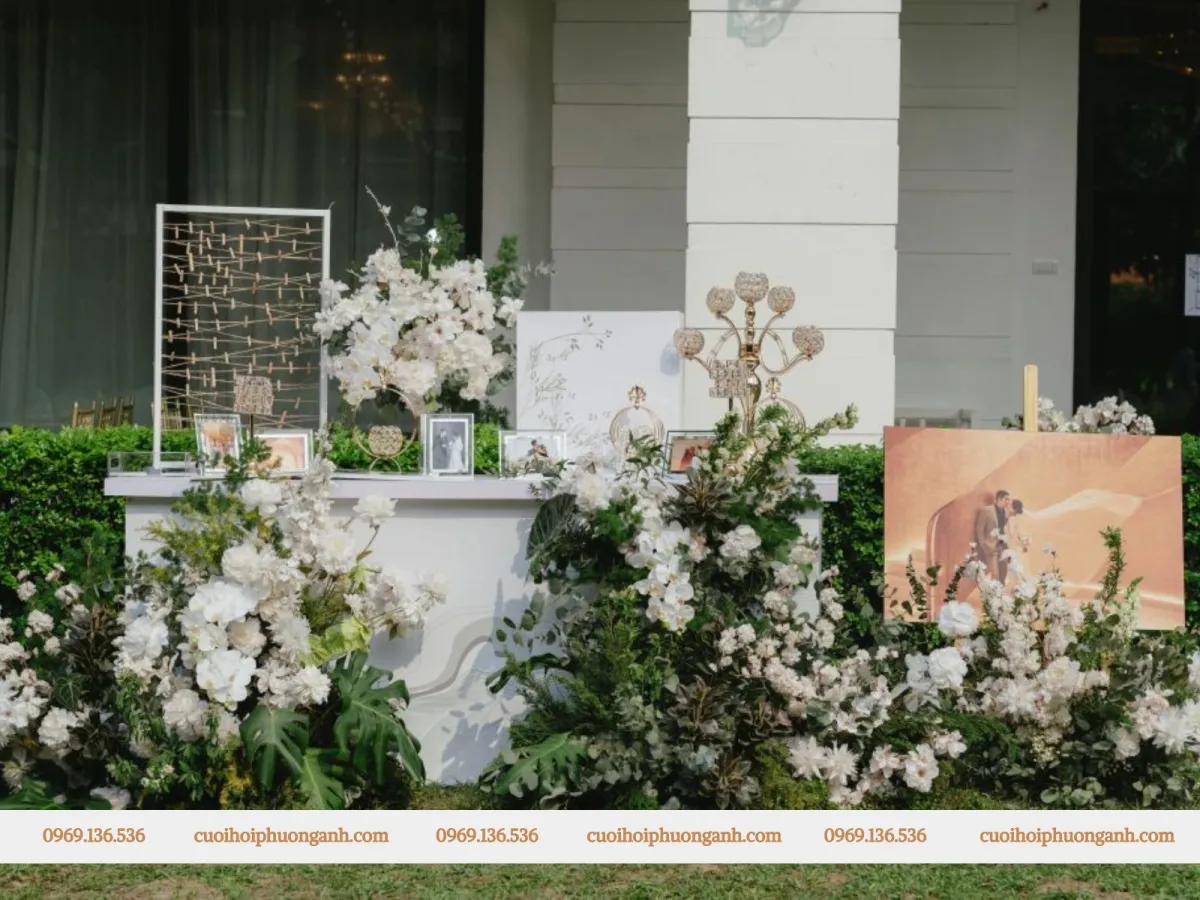 Trang trí bàn gallery đám cưới resort
