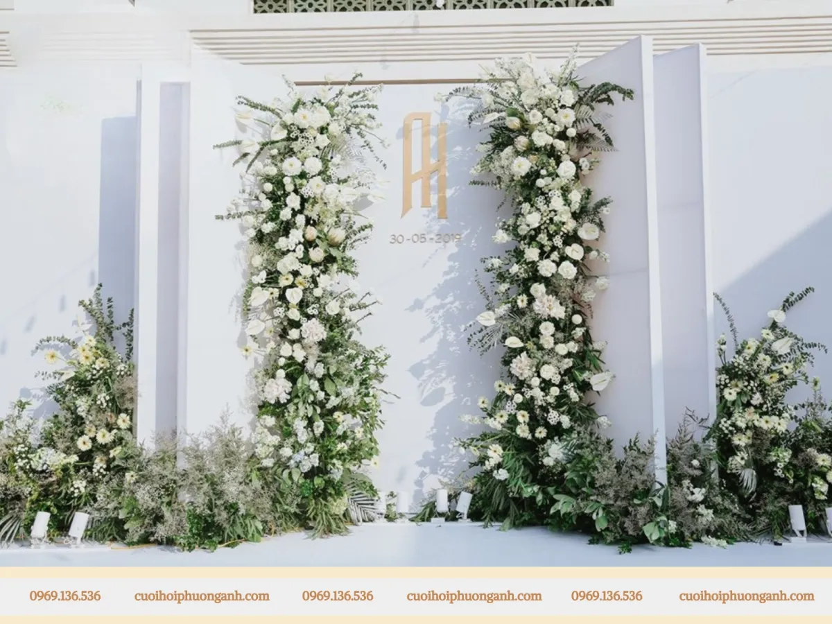 Backdrop tiệc cưới ngàn hoa trong lễ cưới ngày 30/05/2019 tại Đống Đa