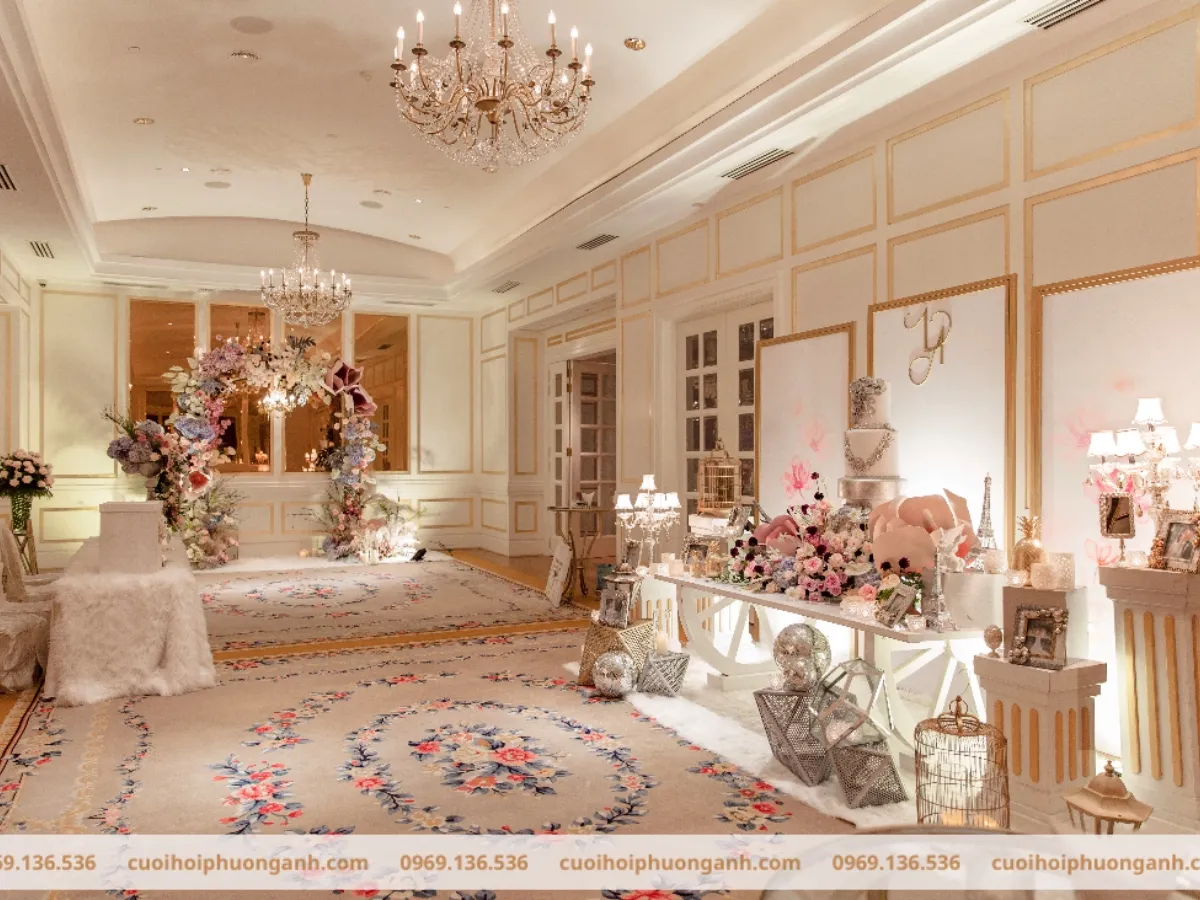 Trang trí sảnh tiệc cưới theo phong cách Metallic