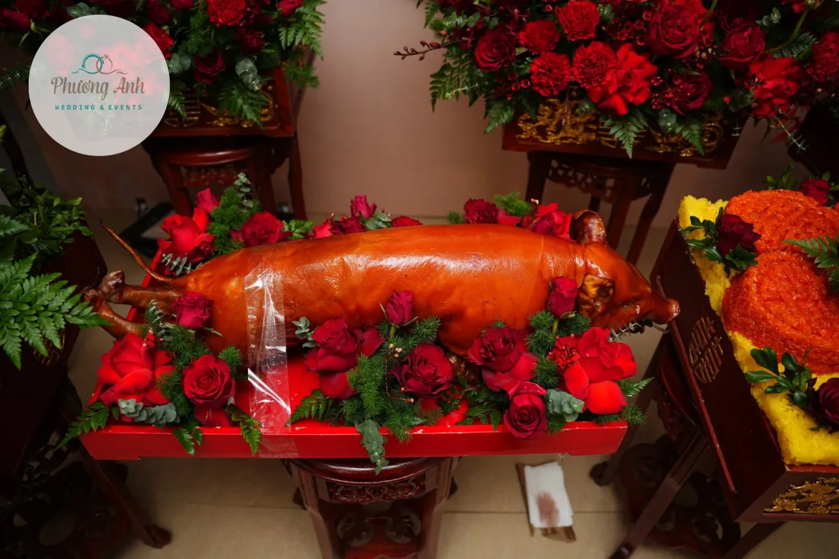 Mẫu tráp lợn quay đẹp 12