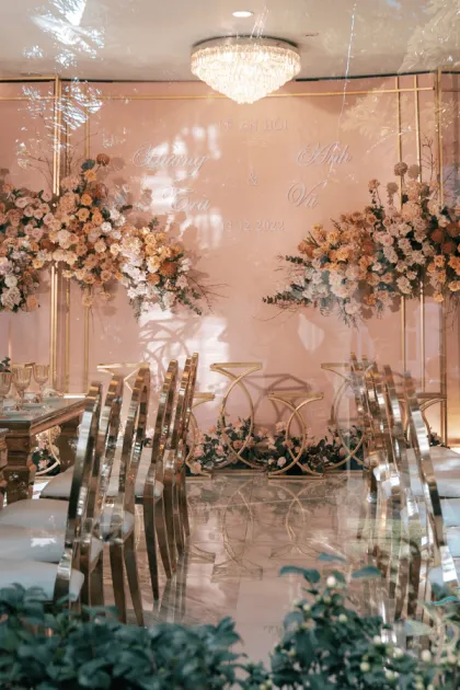 Tiệc ăn hỏi ấm cúng và lộng lẫy trong mùa Giáng sinh tại biệt thự Hoa Lan