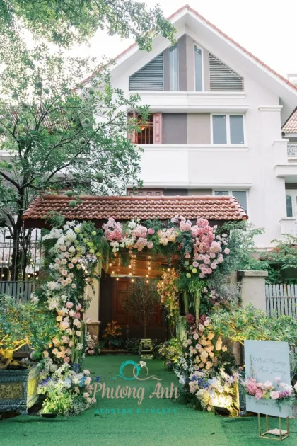 Hút mắt trong từng không gian đám cưới biệt thự cặp đôi Minh Phương - Bích Hương