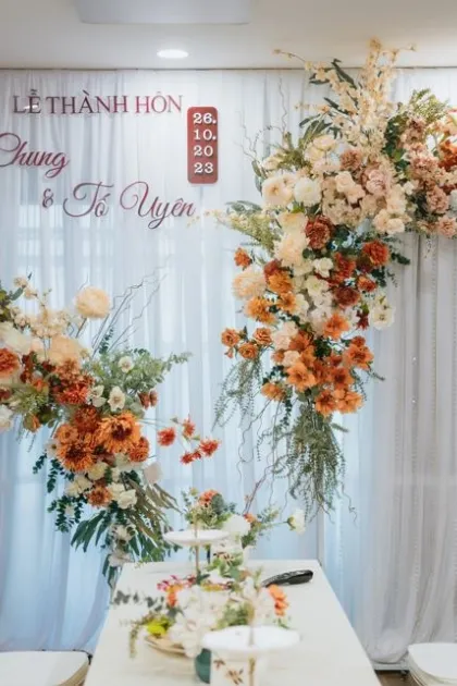  Trang trí lễ thành hôn cặp đôi Tuấn Chung - Tố Uyên