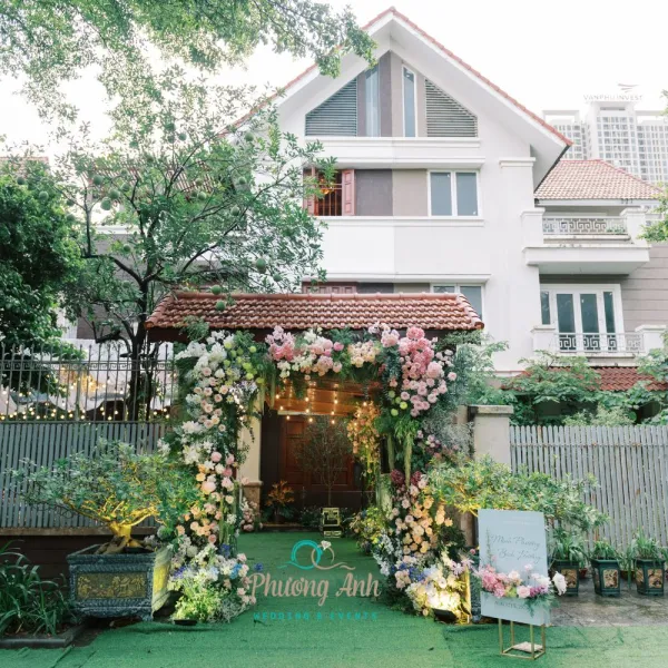 Hút mắt trong từng không gian đám cưới biệt thự cặp đôi Minh Phương - Bích Hương Hút mắt trong từng không gian đám cưới biệt thự cặp đôi Minh Phương - Bích Hương